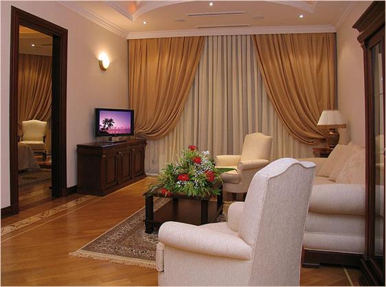 AYF Palace Bakú Habitación foto